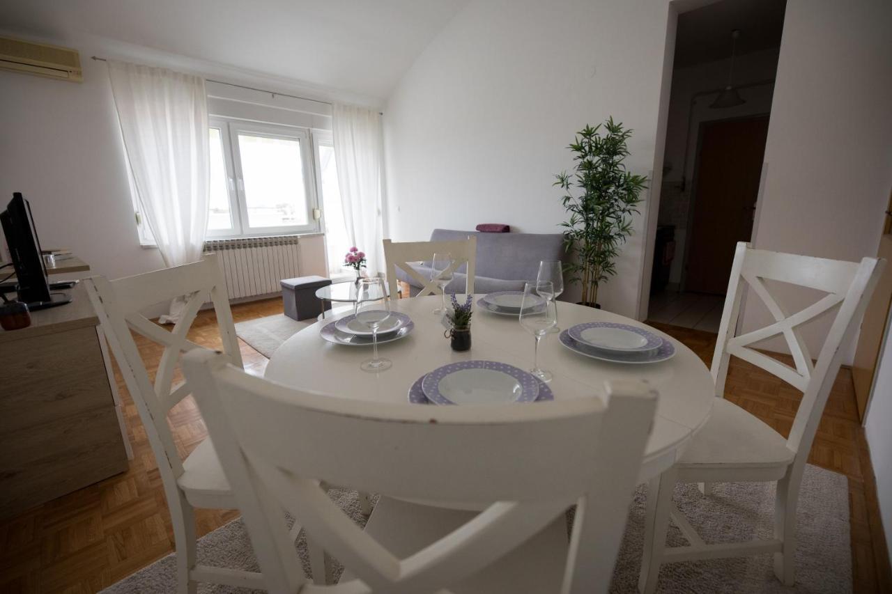 Apartman Ana Apartamento Osijek Exterior foto
