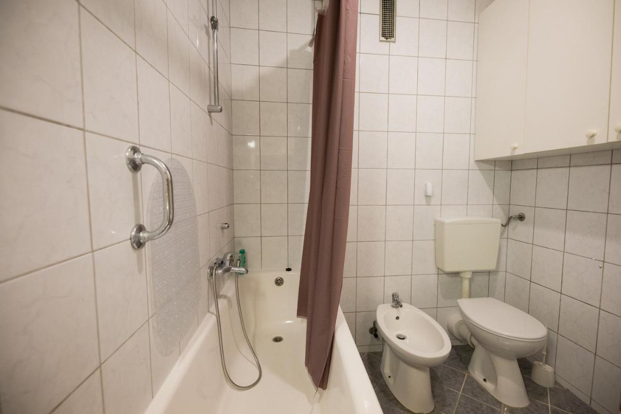 Apartman Ana Apartamento Osijek Exterior foto